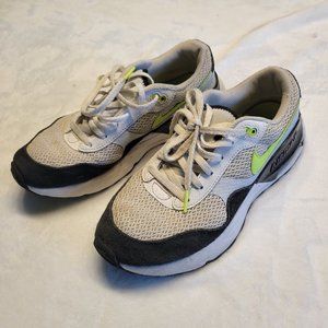 Nike Air Max System Boys 5.5Y